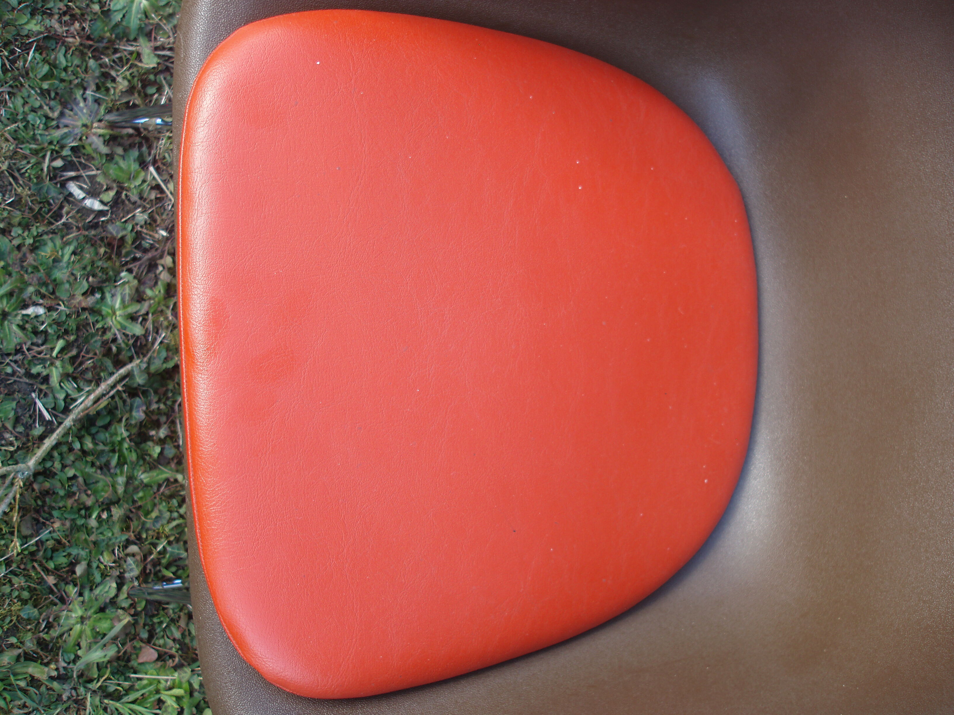 Set of 4 armchairs Robin day model created in 1967 edited by hill