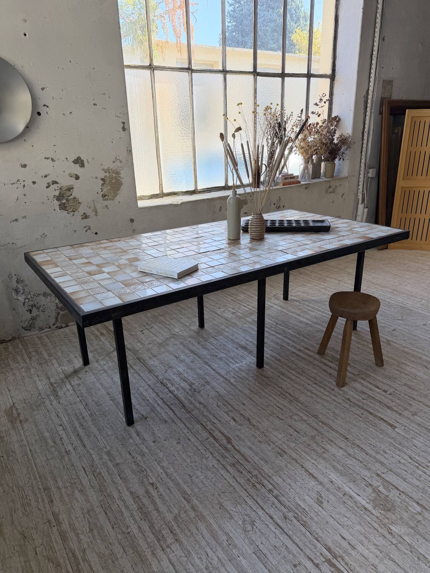 Dining table tiled 1950 dlg Capron