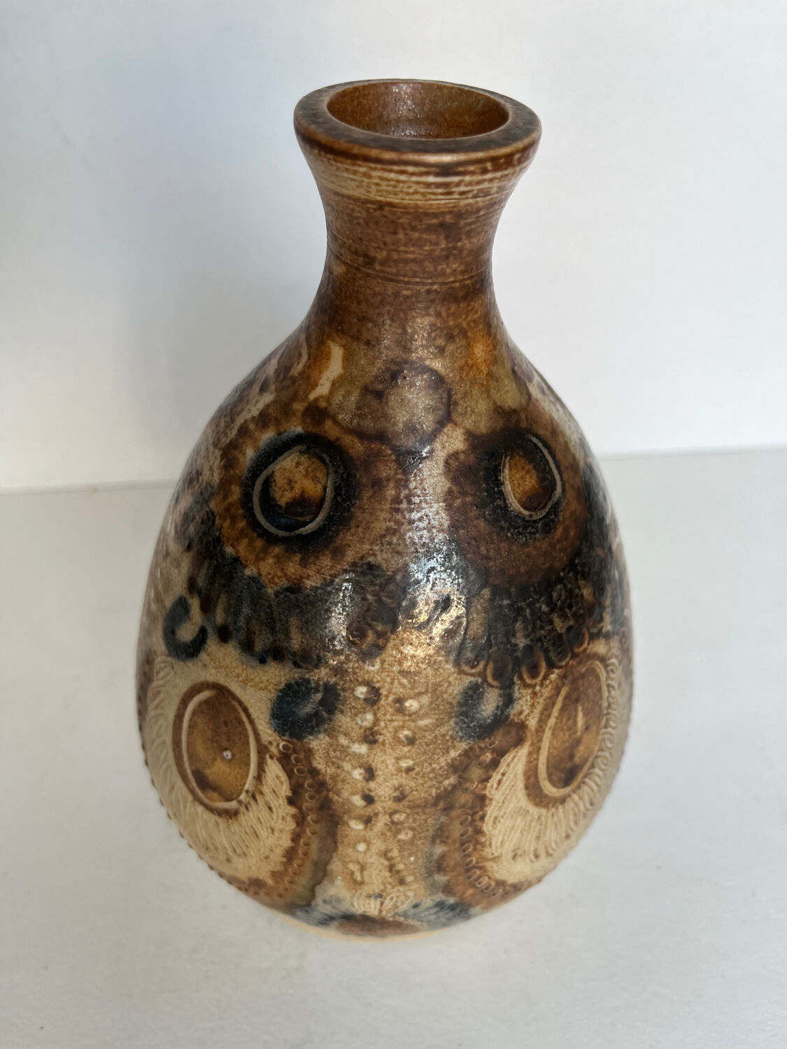 Vase en céramique signé JC Courjault