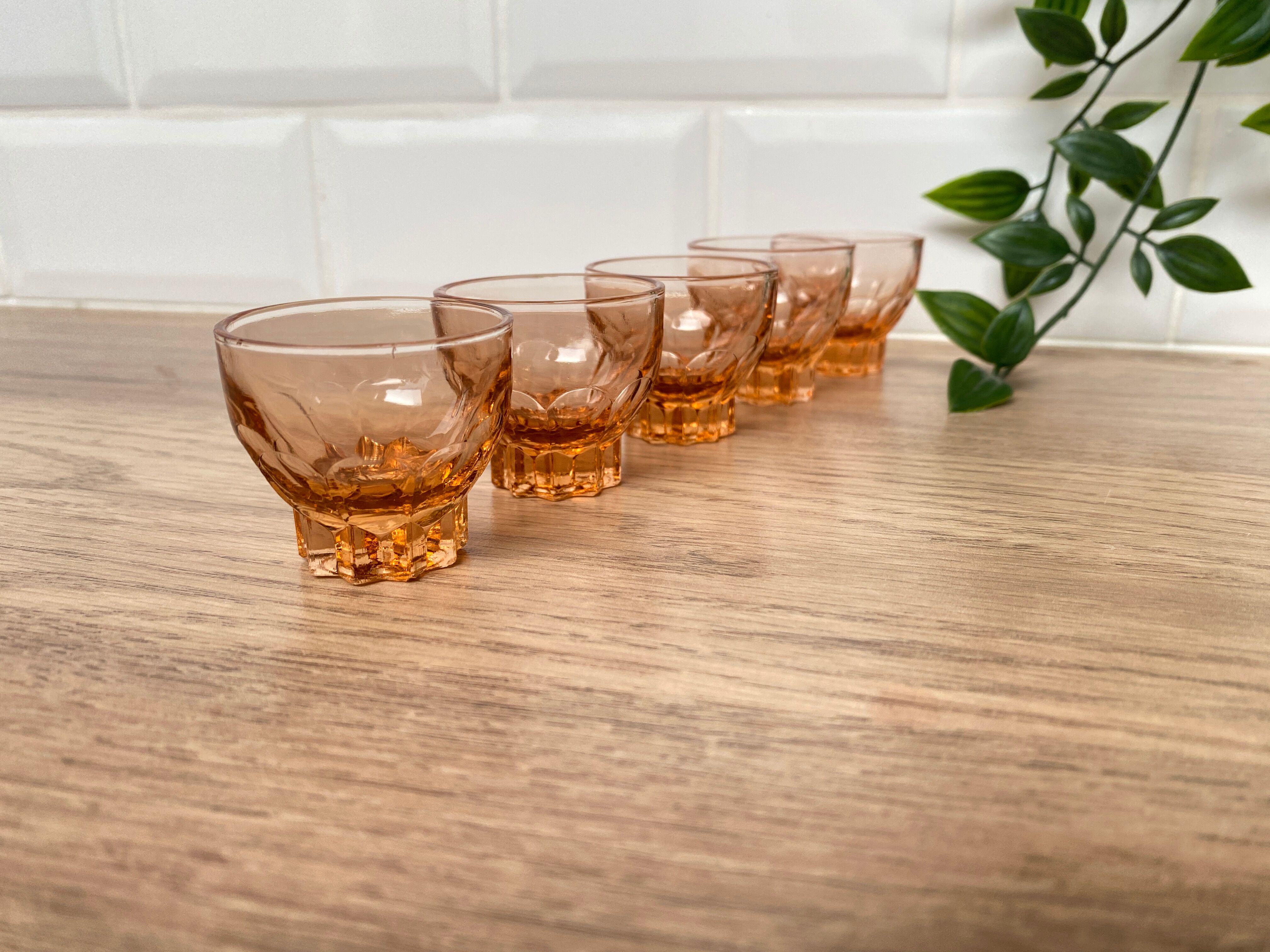 Set of 5 Luminarc pink glasses