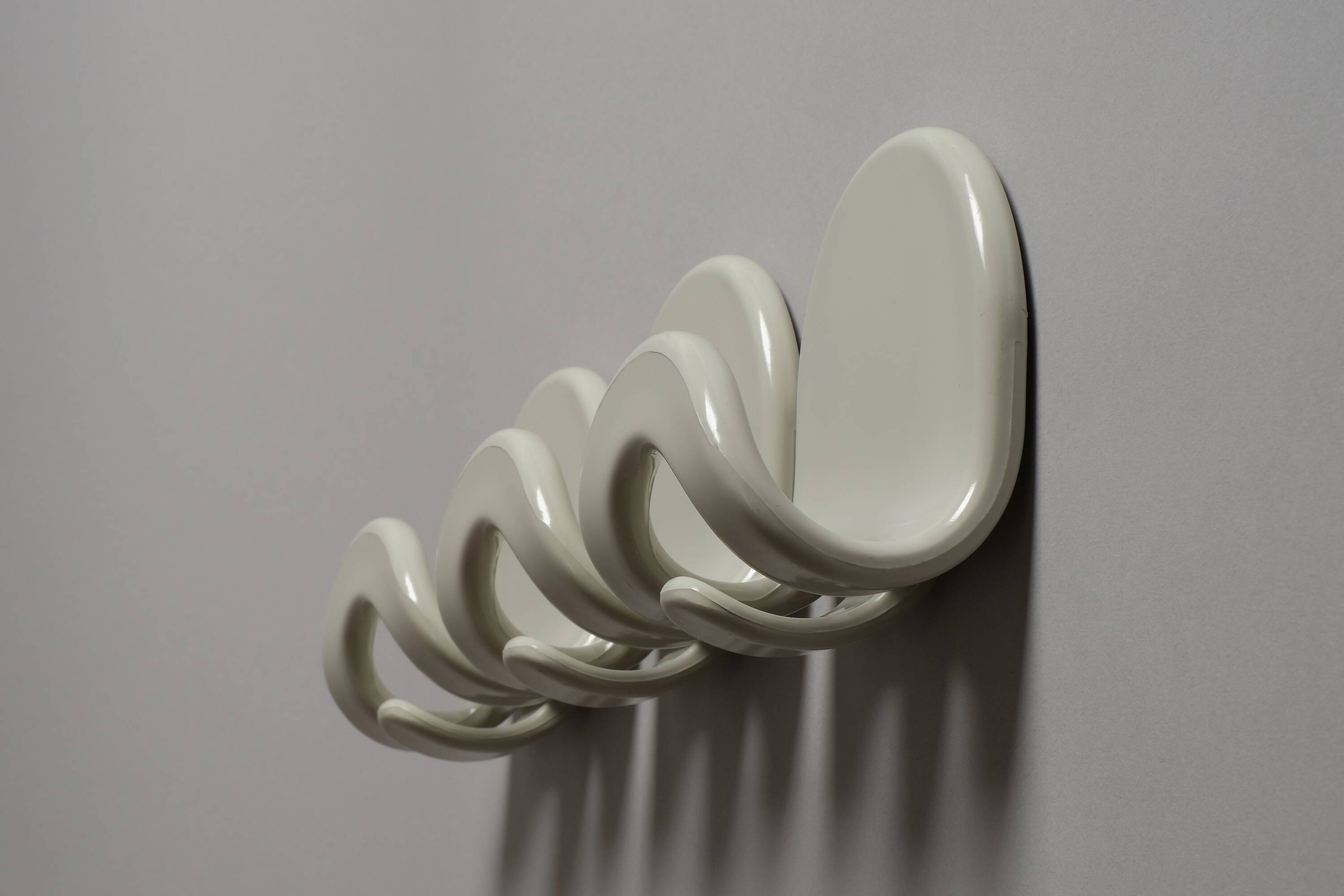 Con&Con Carlo Bartoli Space Age Wall Coat Hooks, Set of Three, Italy, 1970s