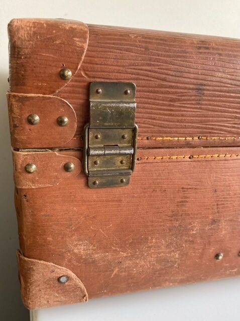 Old brown suitcase