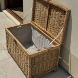 Straw storage trunk or chest 76x46
