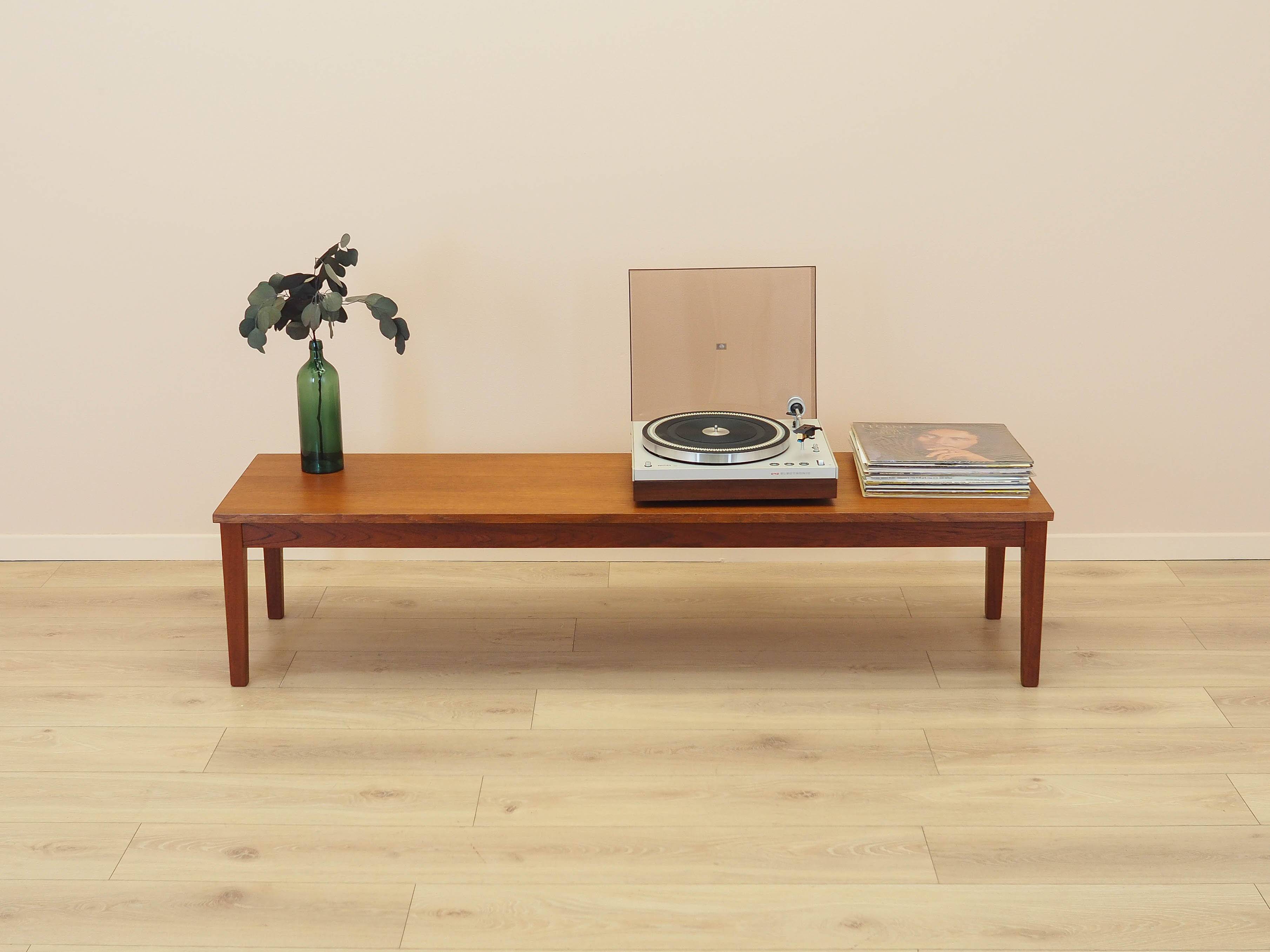 Lowboard, design danois, années 1970, fabriqué au Danemark