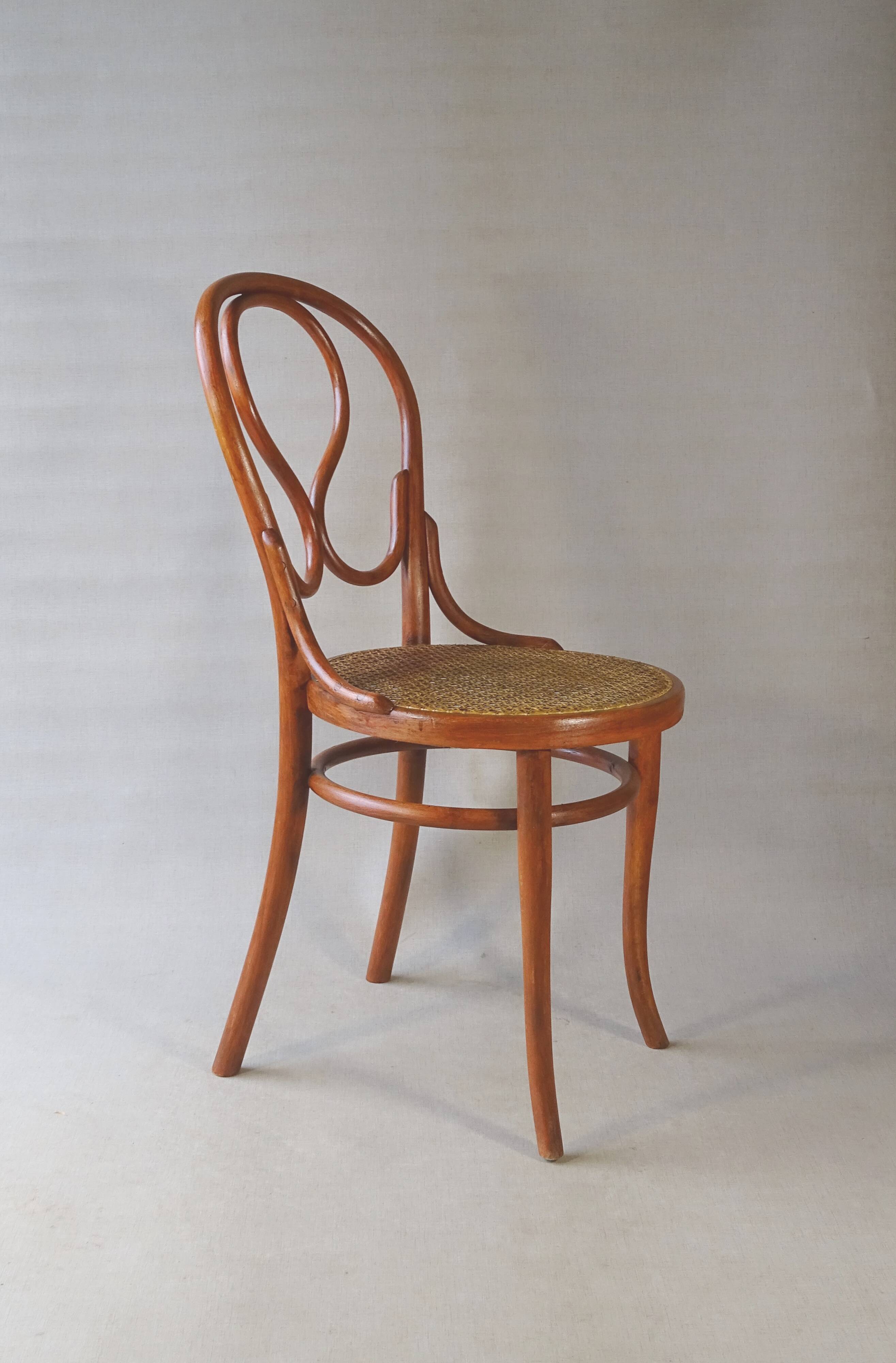 Chaise bistrot cannée Thonet dite "Oméga" n°20, 1890