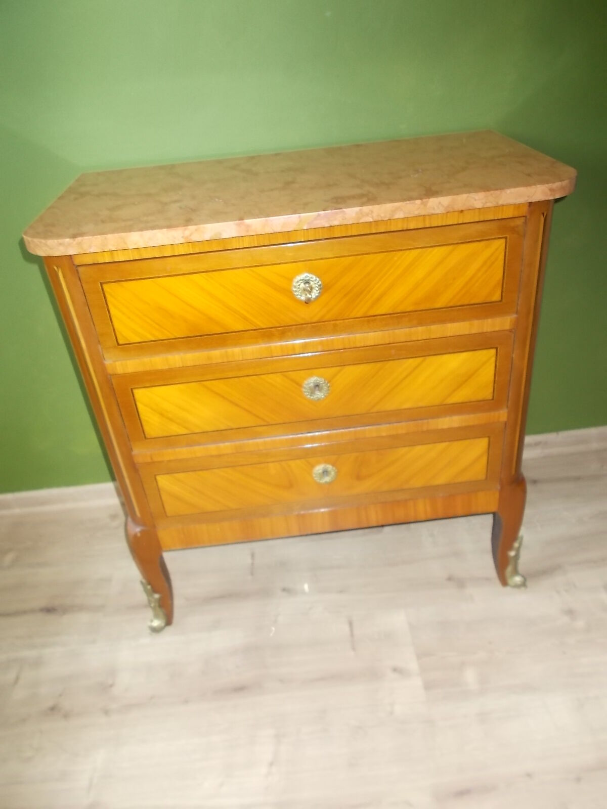 Louis XV style marquetry chest of drawers