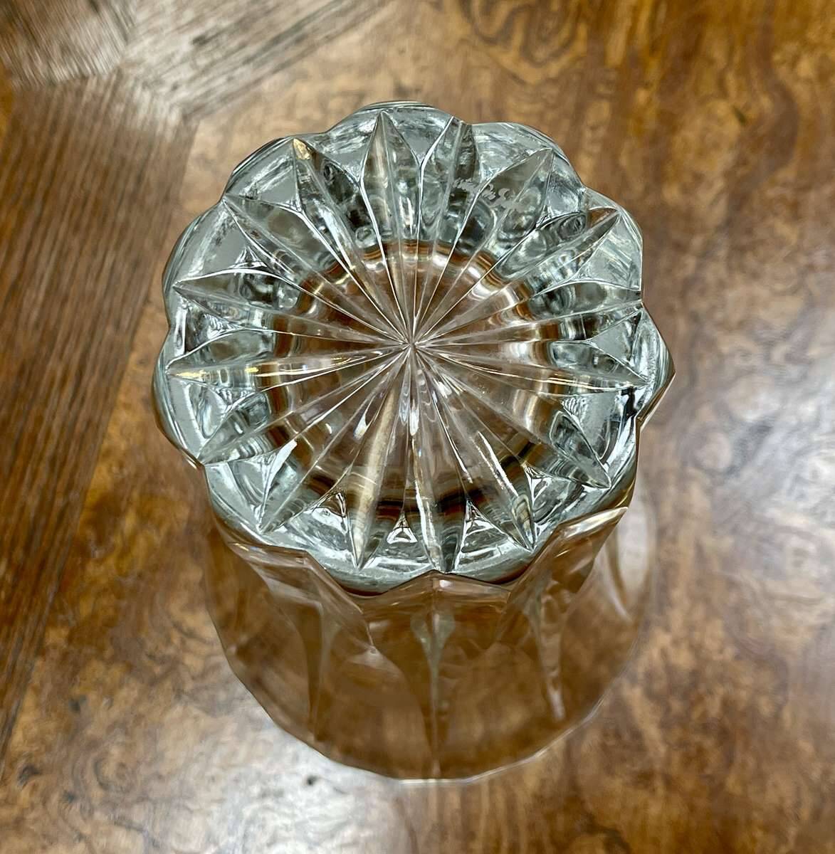 Signed Sèvres crystal vase, work from the 1970s