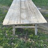 Farm table guinguette and wooden trestles