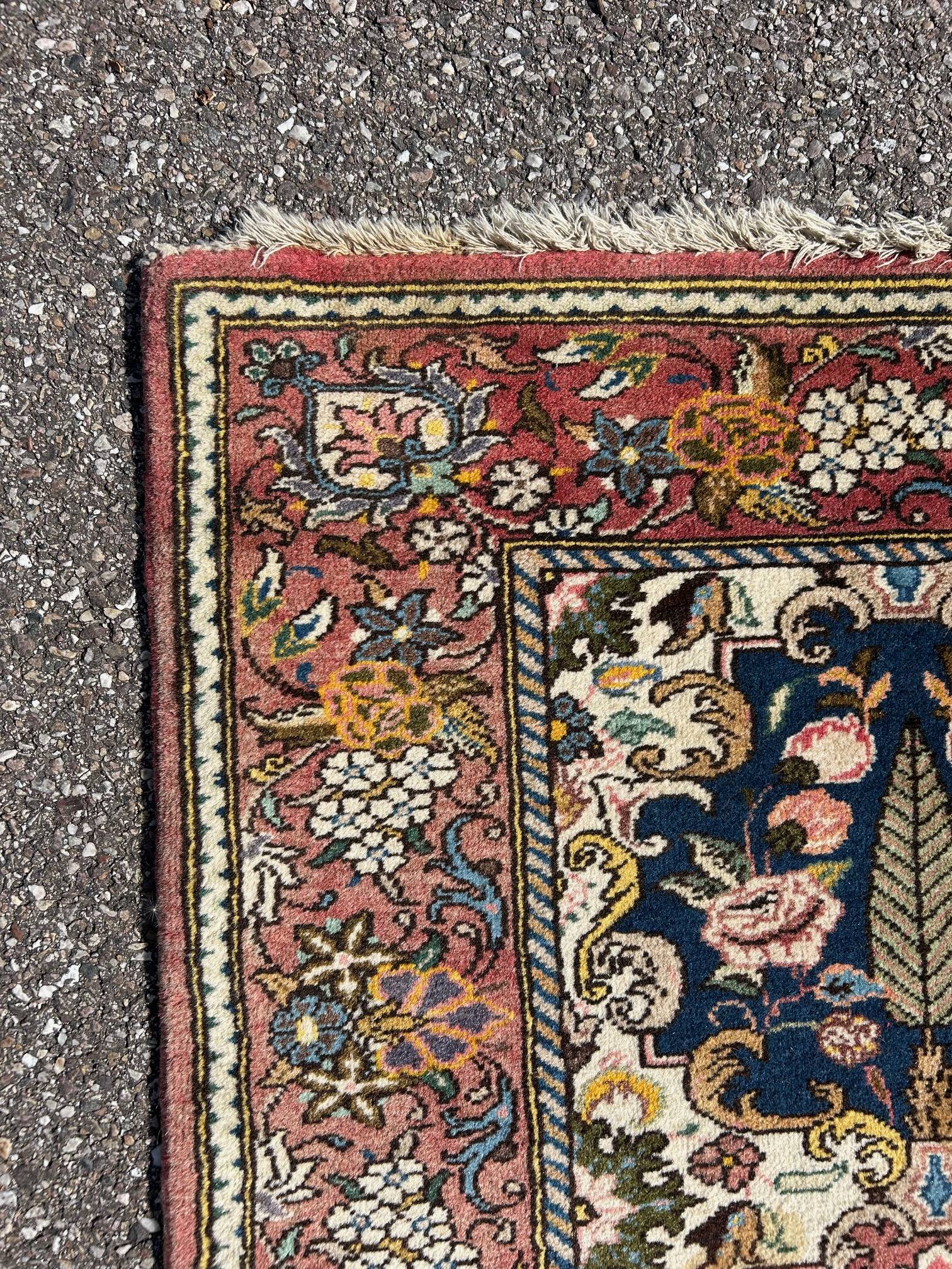 oriental rug with bird decoration 150/205cm
