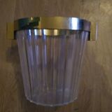 Champagne basin with ice bucket