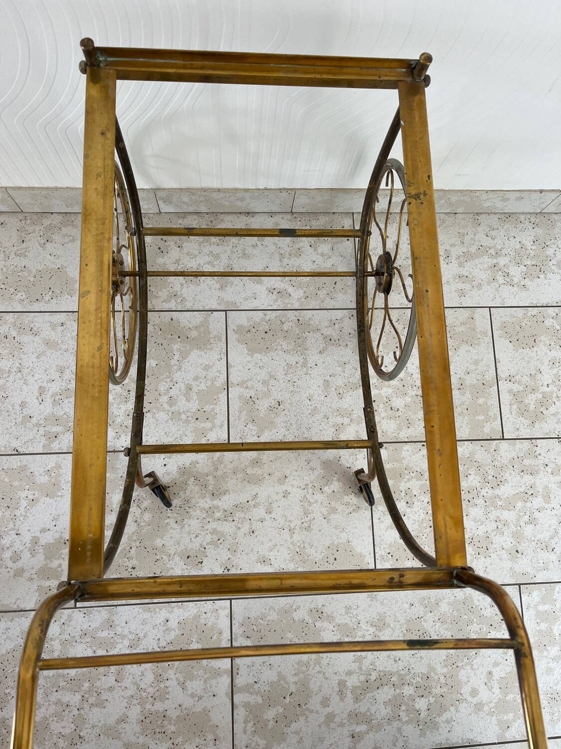 Desserte / bar roulant en laiton de Josef Franck pour Svenskt Tenn Suede annee 50/60