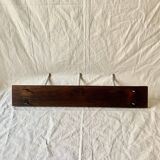 Vintage wall-mounted coat rack in solid wood - 3 cast aluminum hooks