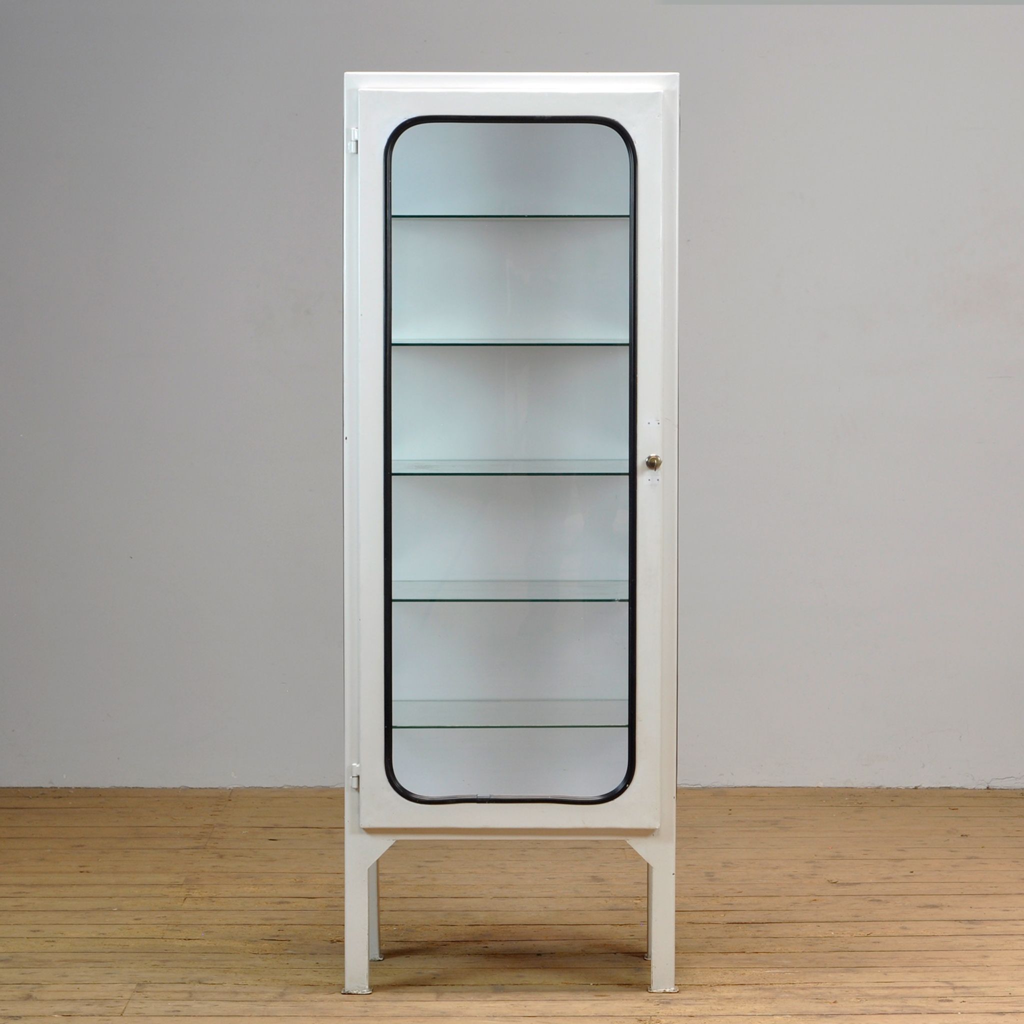 Cabinet médical en verre et fer, années 1970