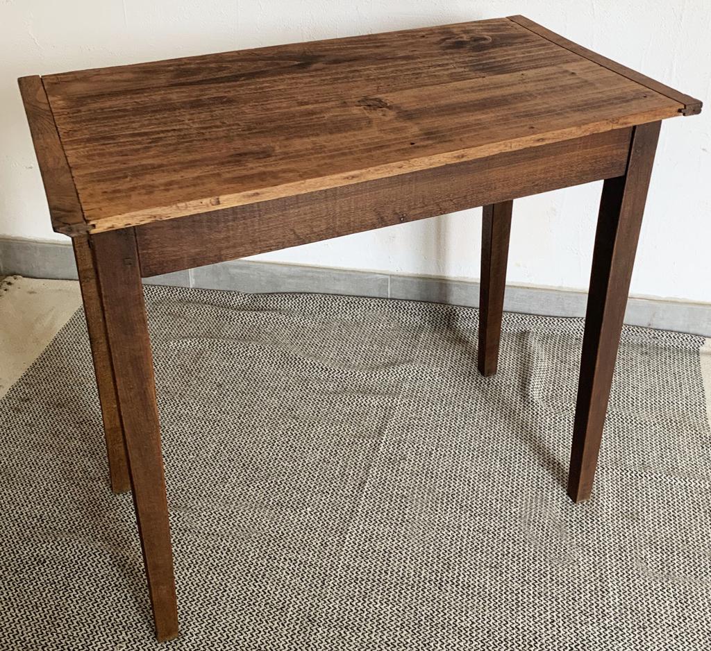 Farm table