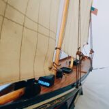 Model of nautical sailboat America 1851