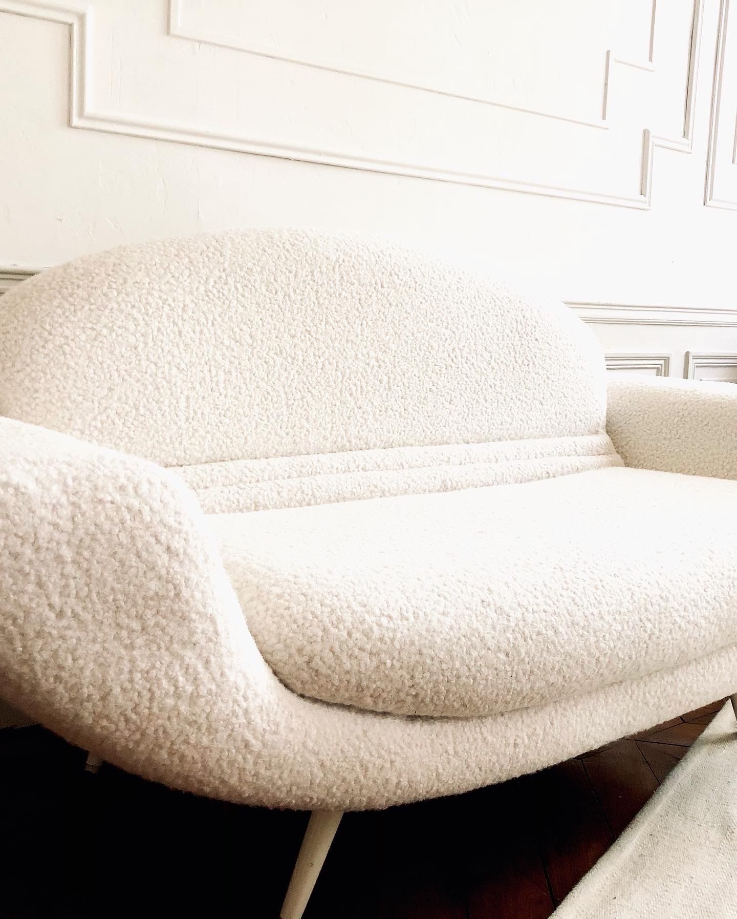 Vintage sofa bench 2 places in curly wool