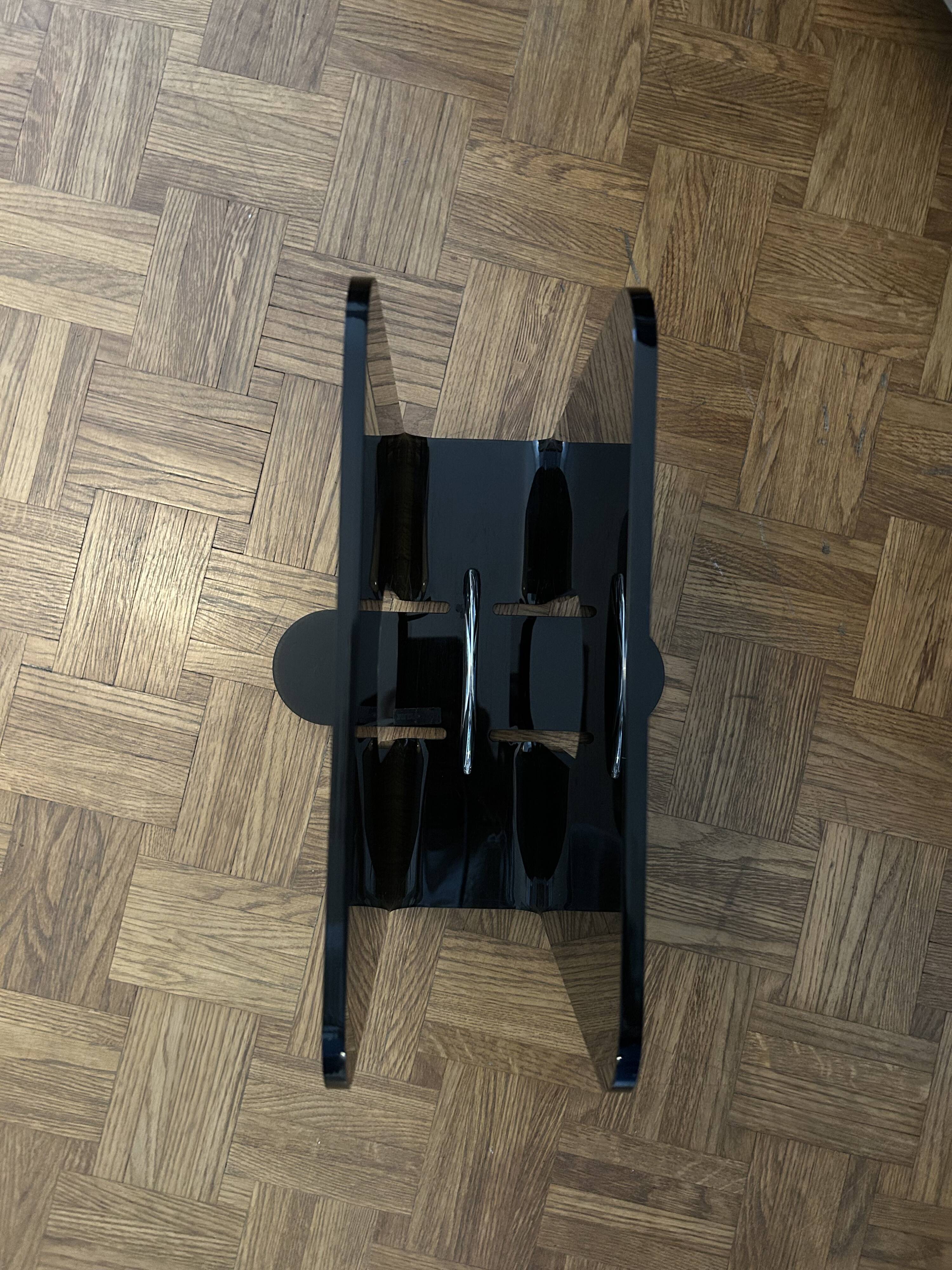 Smoked Plexiglas magazine rack Emporium