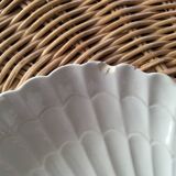 Plat en porcelaine blanche