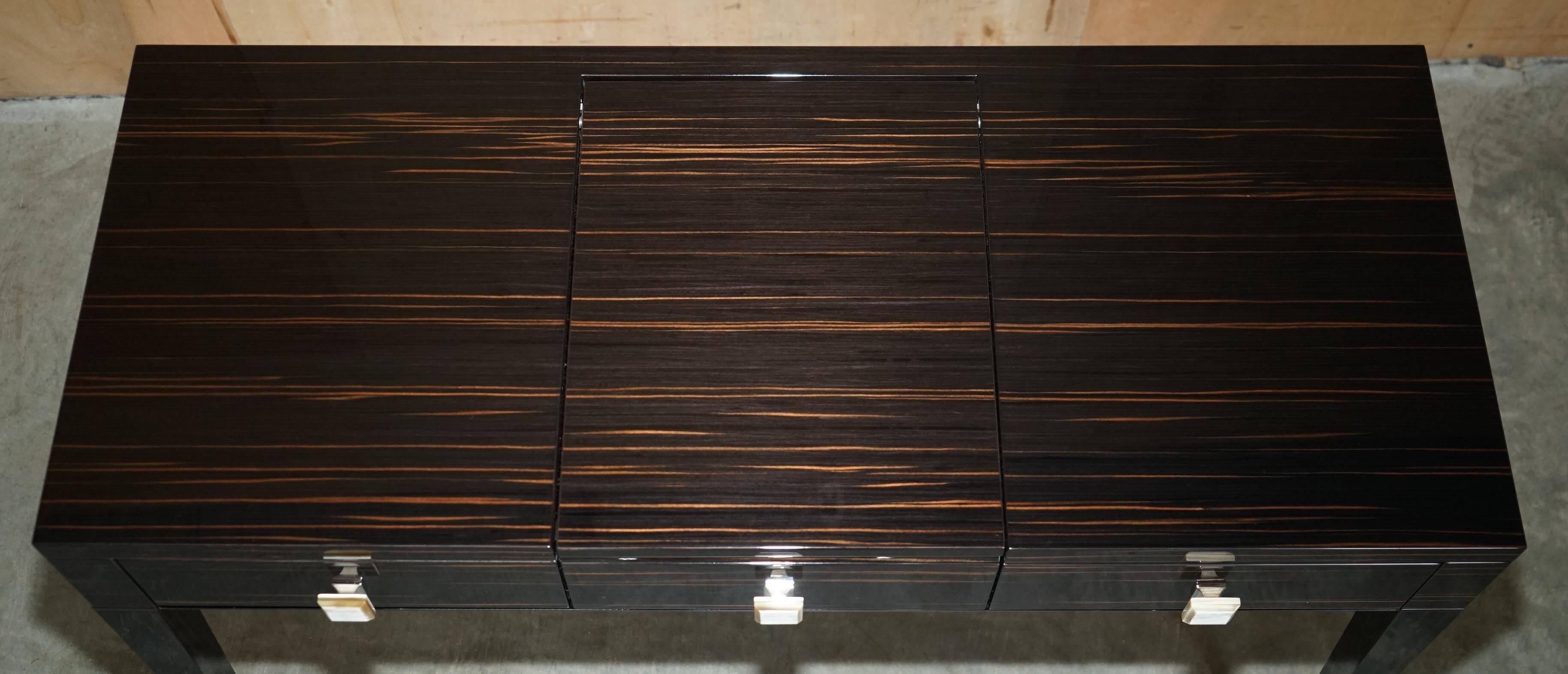 Table de toilette et tabouret Nascondino Fendi Casa en ébène Macassar