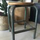 Paire de tabourets industriels