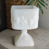 Cache-pot en opaline blanche