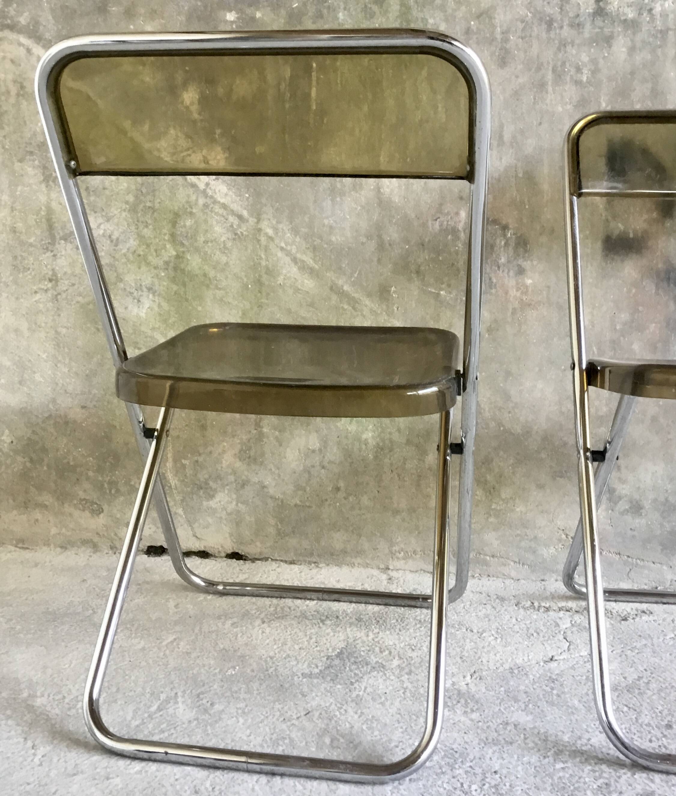 Pair of folding plexiglass and chrome metal chairs - space-age design 1970