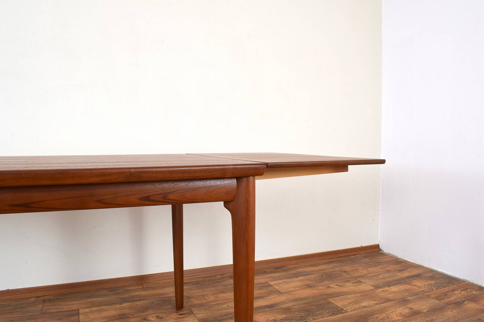 Mid-Century Danish Teak Extendable Dining Table, 1960s.