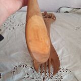 Couverts de service n bois sculpté art populaire vintage