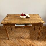 Farm table