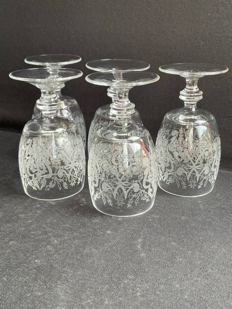 5 engraved crystal glasses