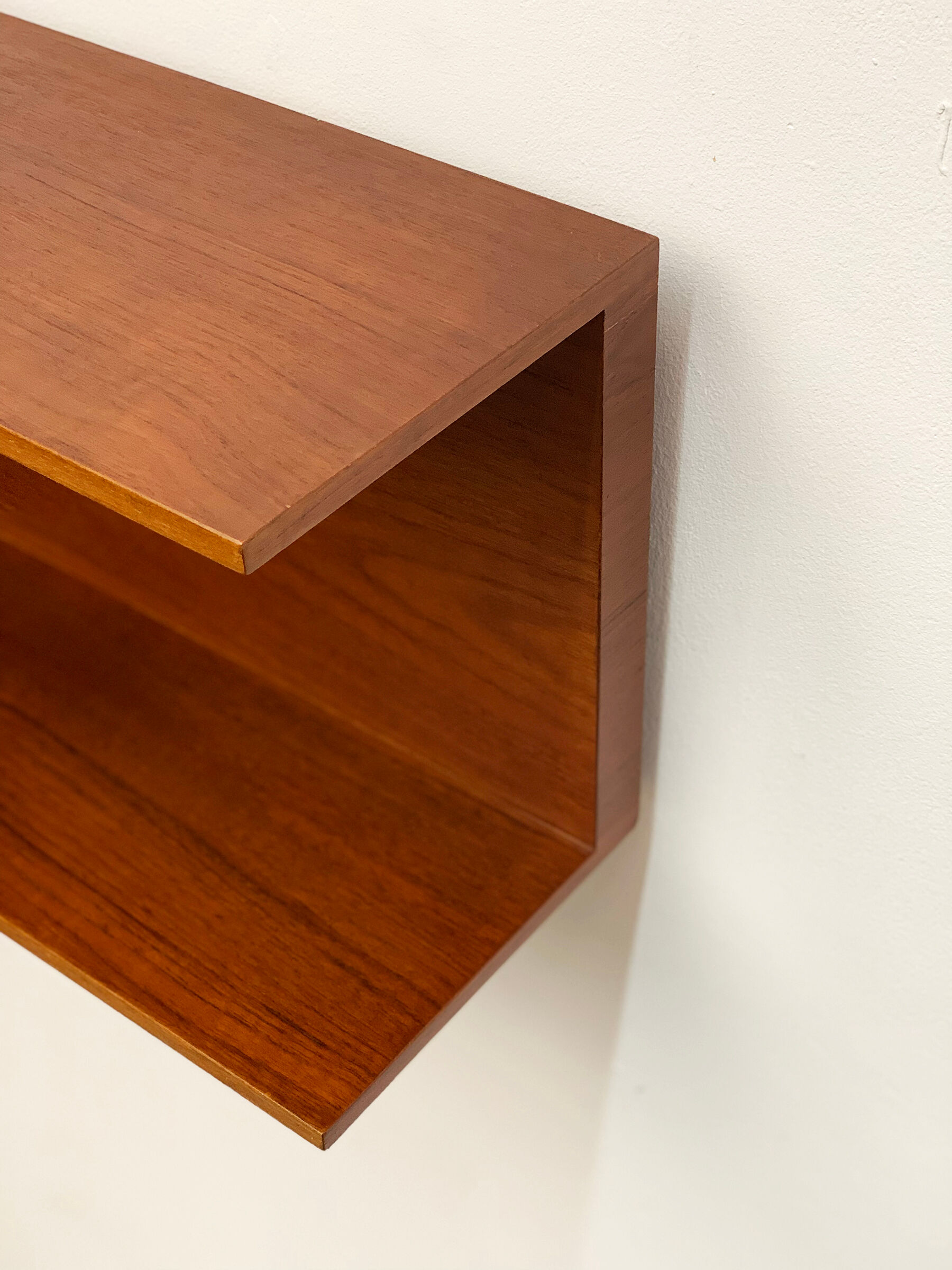 Wall shelf by Walter Wirz for Wilhelm Renz, Germany