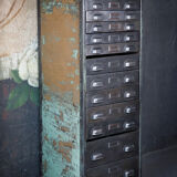 Armoire à tiroirs en métal