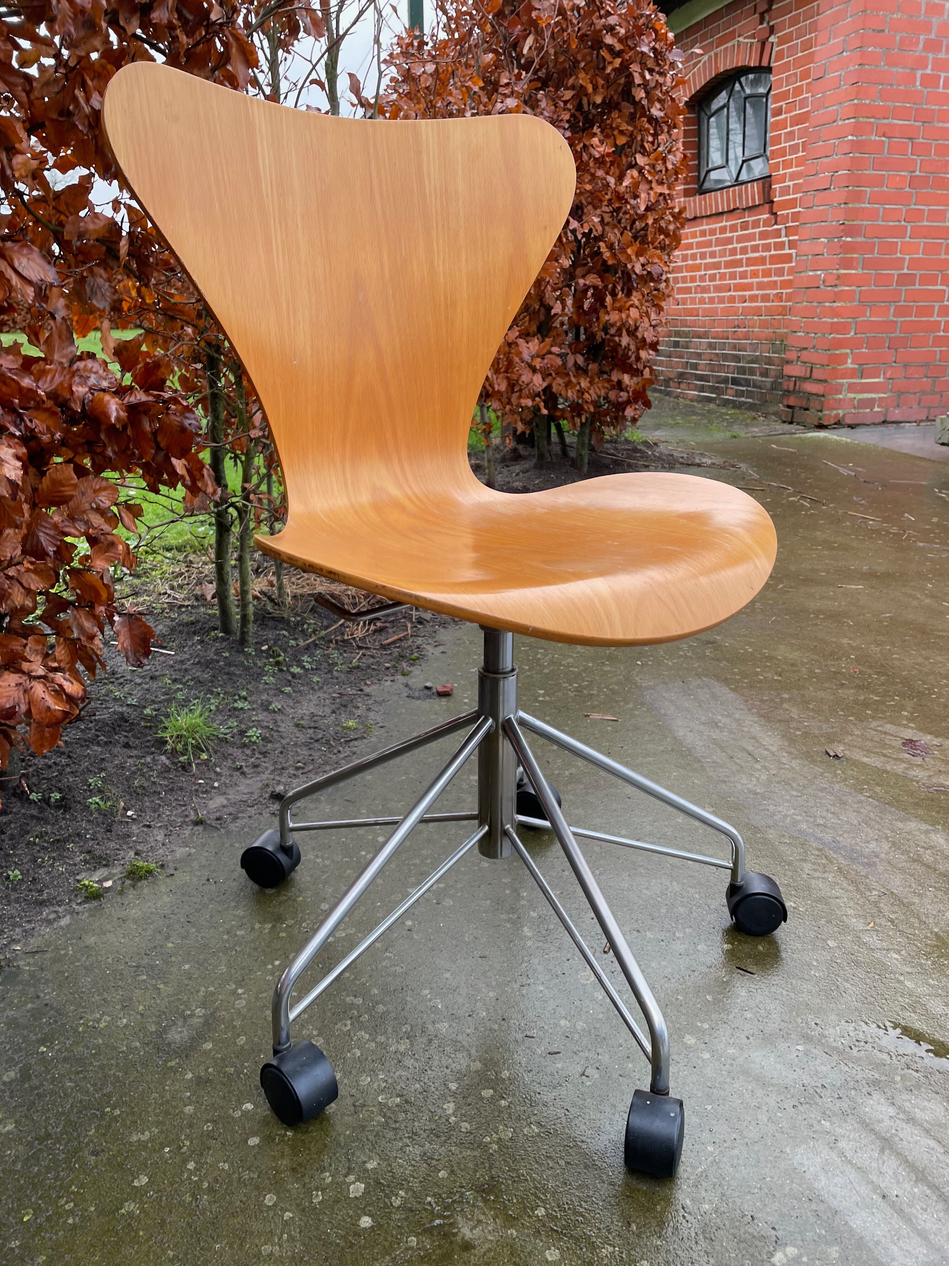 Chaise butterfly d'Arne Jacobsen pour Fritz Hansen