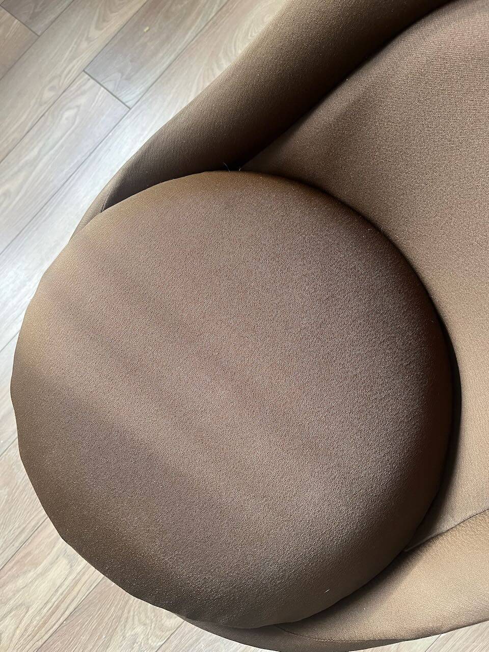 Chaise Egg, Christian Adam