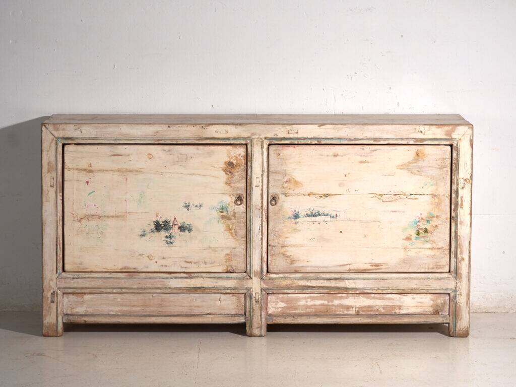 Buffet ancien peint en bois d’orme – Chine, vers 1900