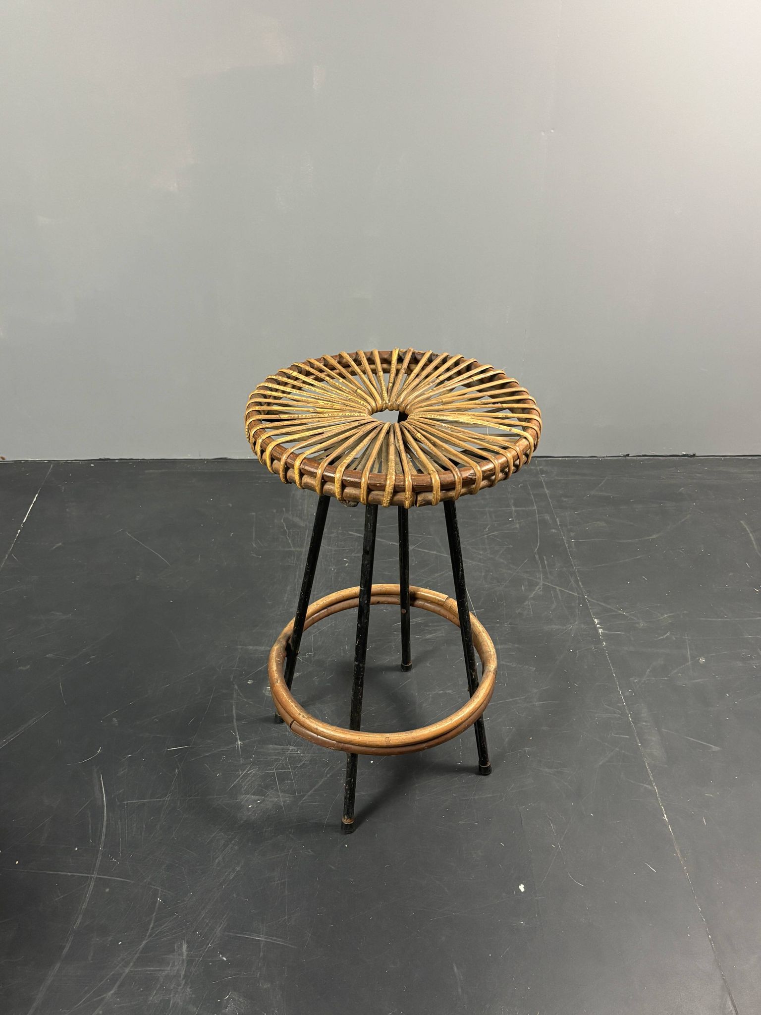 Tabourets de bar en rotin et bambou néerlandais des années 1950 par Rohé Noordwolde.