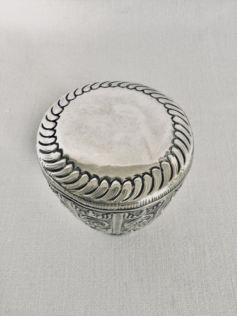 Silver milk pot