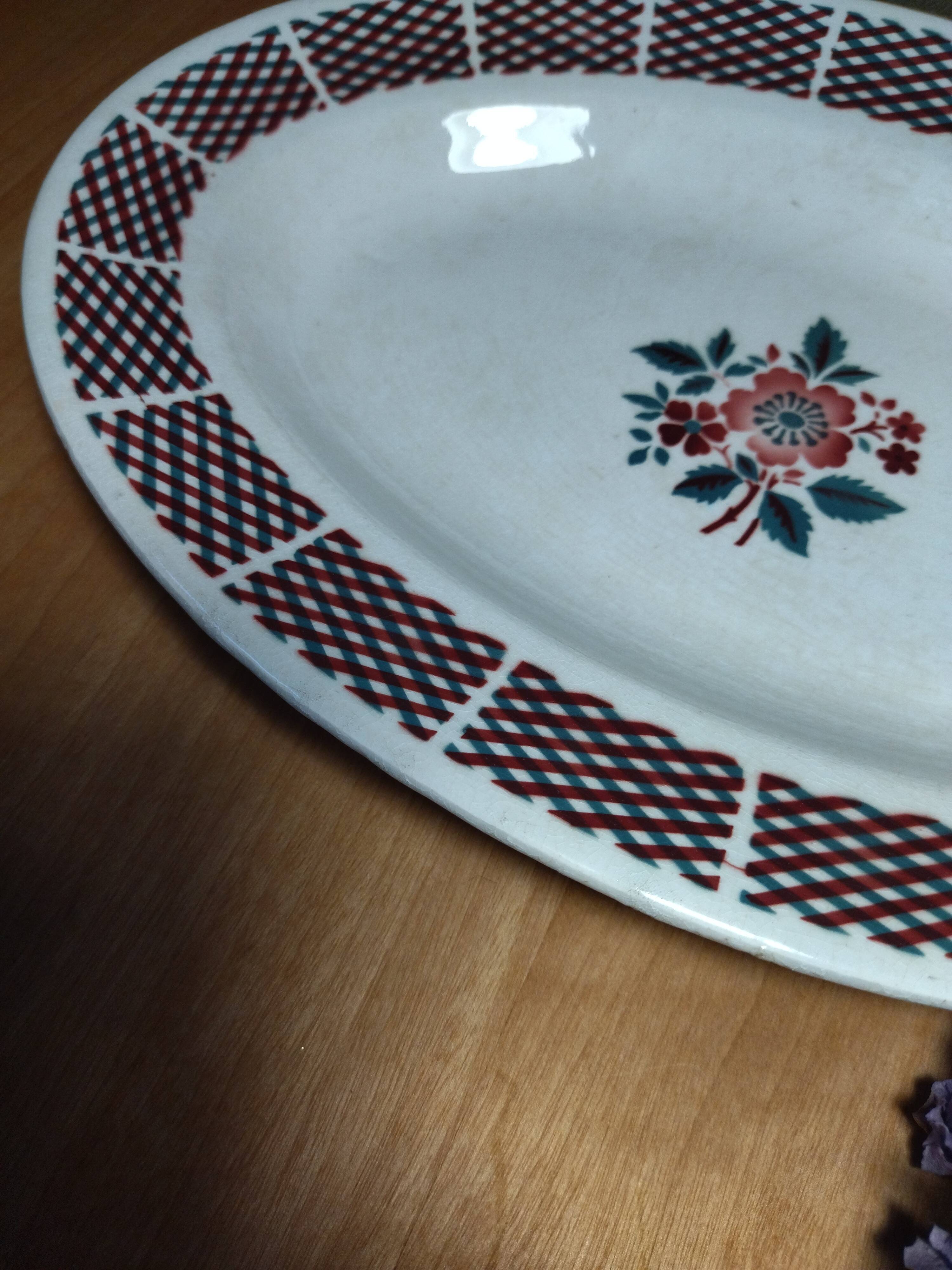 Ancien plat de service motifs fleurs  st amand vintage