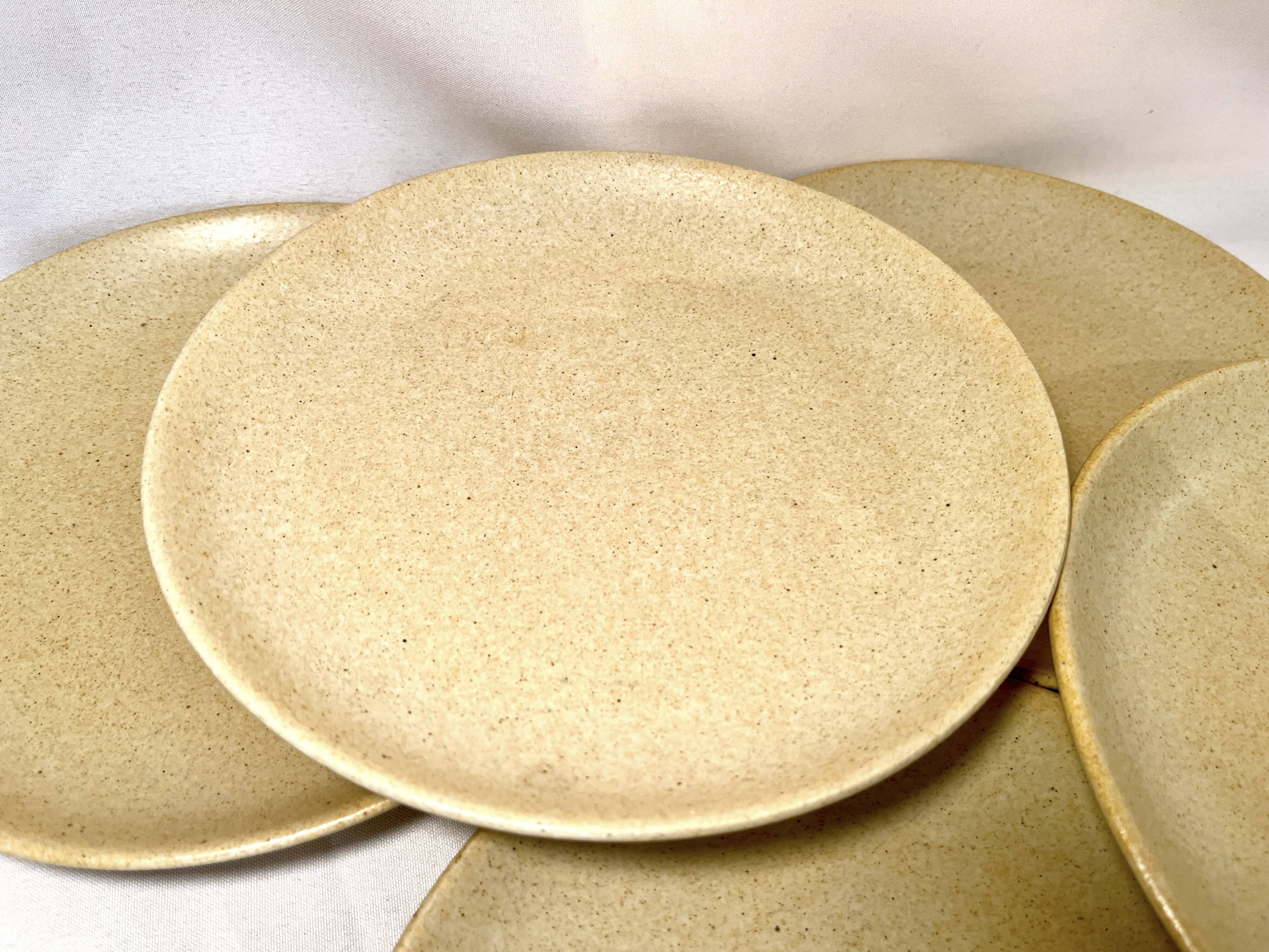 6 large vintage flat plates in beige stoneware Granit 1960s chic country