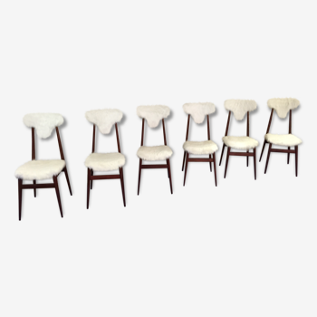 6 chaises en bois et fourrure synthétique design italien 1950