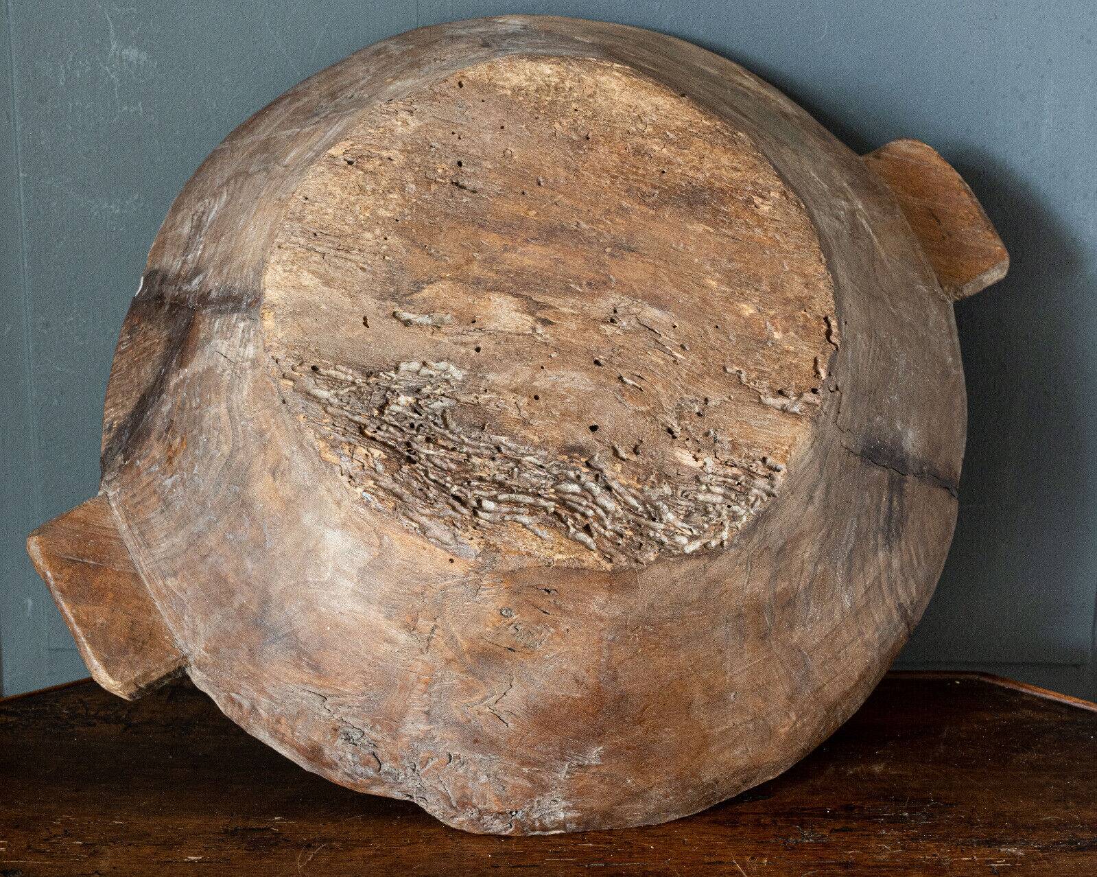 Monoxyl cup in carved wood 20th century popular art