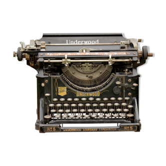 Underwood typewriter