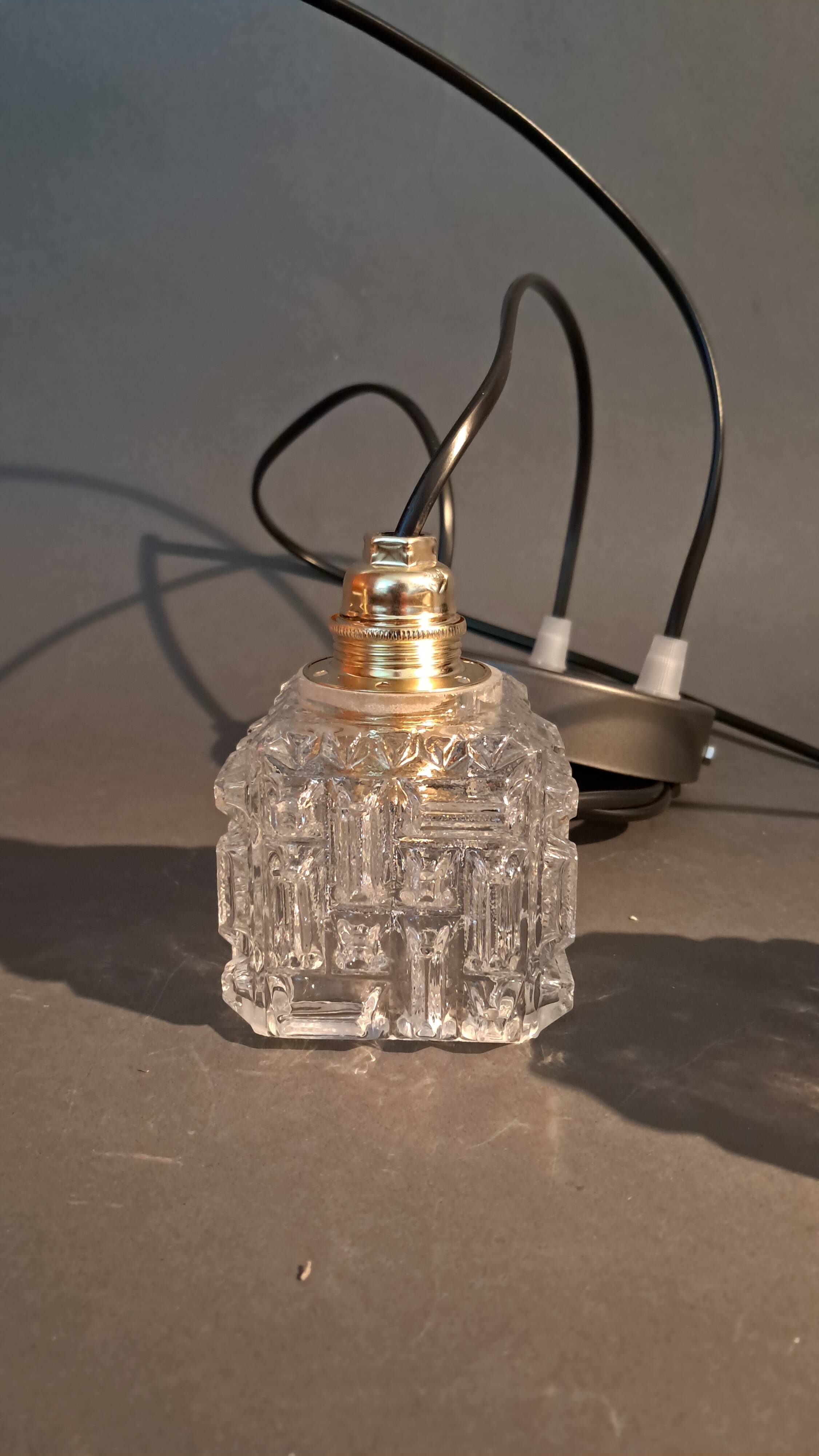 Vintage cascading pendant light