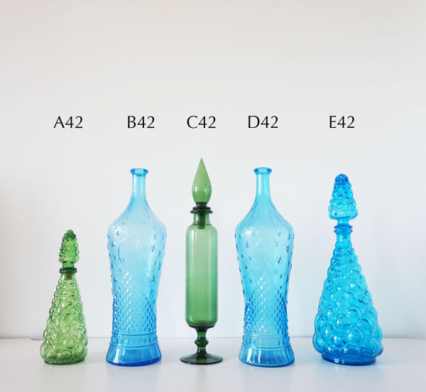 Carafe italienne en verre soufflé vert empoli