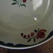 4 plates in faience of Badonviller F.B, floral motif, 20s
