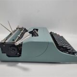 Olivetti Lettera 32 typewriter