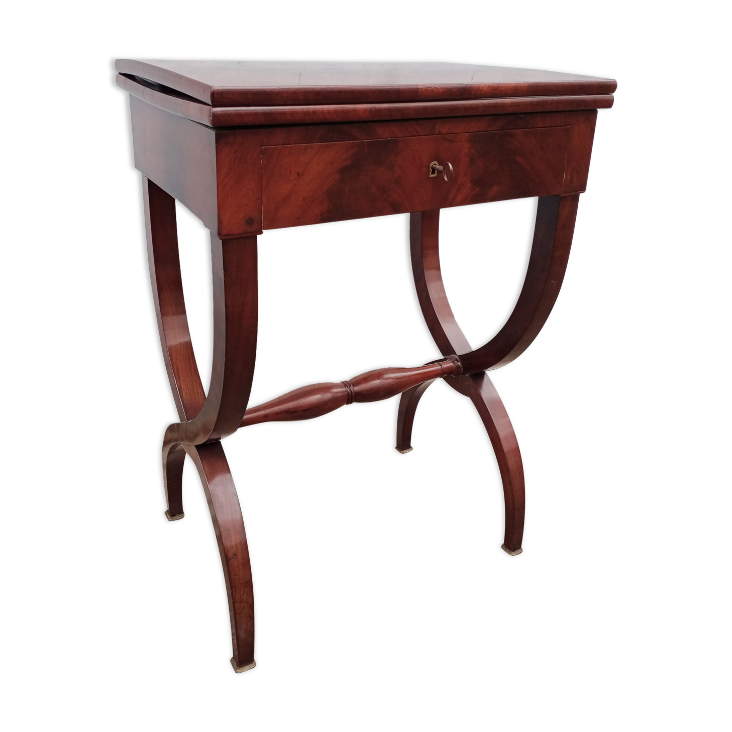 Table a games restoration 19 eme