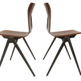 Stackable school Chair S22 de Pagholz Galvanitas