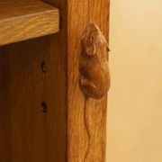 Paire de bibliothèques Robert Mouseman Thompson en chêne sculpté