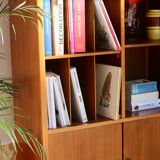Vintage oak chest of drawers with vinyl storage, Year 1960. Ref Willy